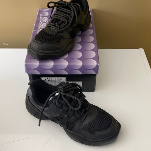 sneakers for dance class